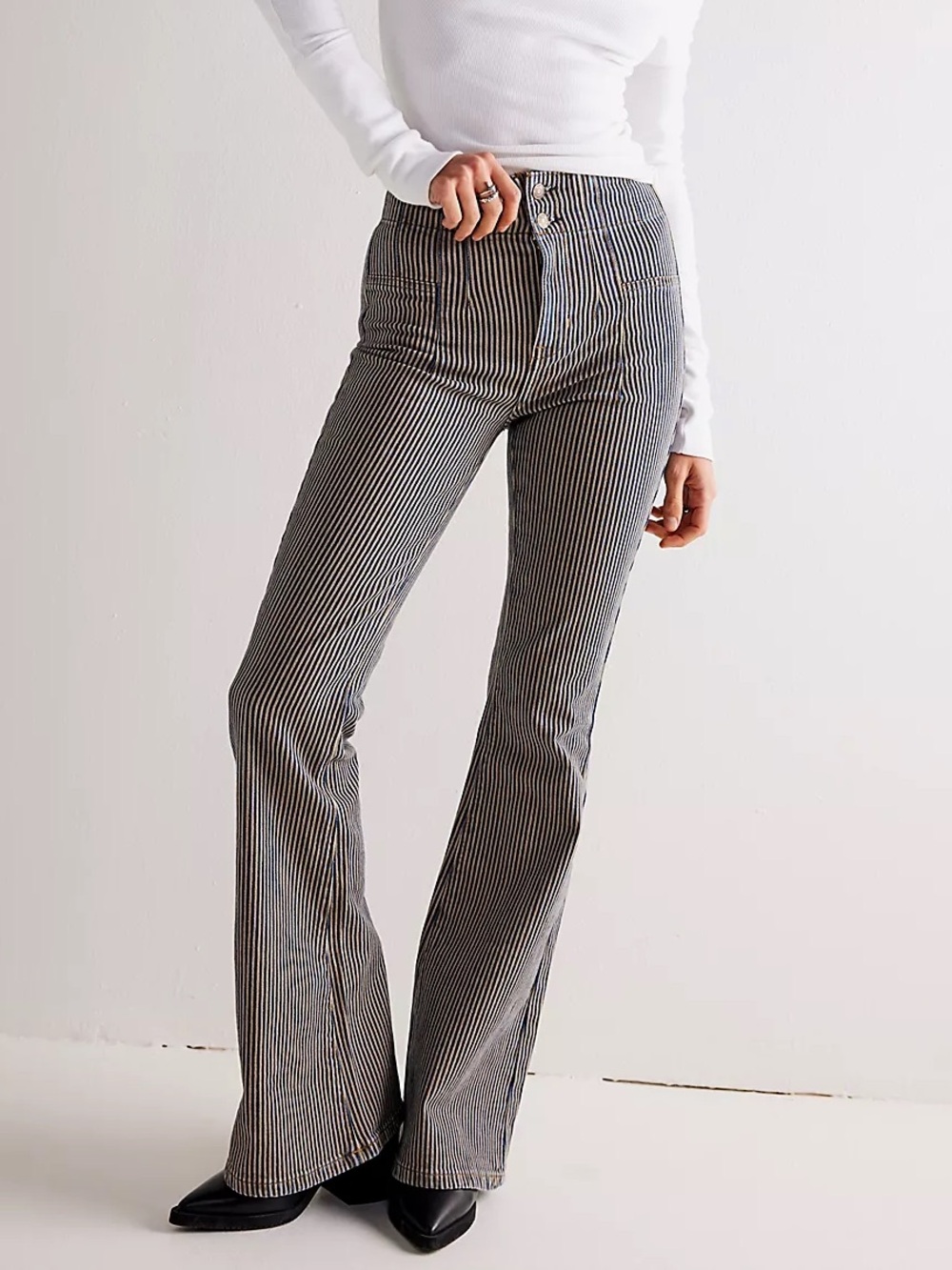 We The Free Jayde Railroad Flare Pinstripe Flare Jeans Sz 30